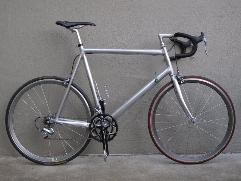 R700